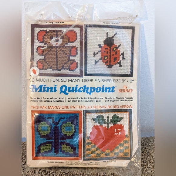 Vintage Bernat Mini Quickpoint Needlepoint Kit Teddy Bear Ladybug Apple - Picture 1 of 3